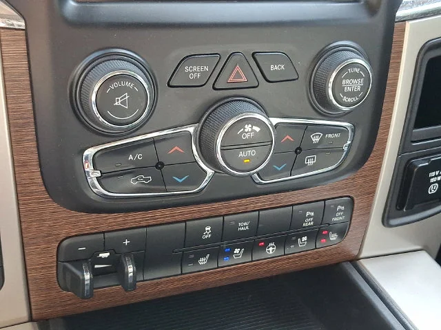 Used 2015 Red Ram Laramie image 17