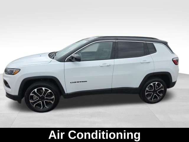 Used 2024 White Jeep Limited image 10