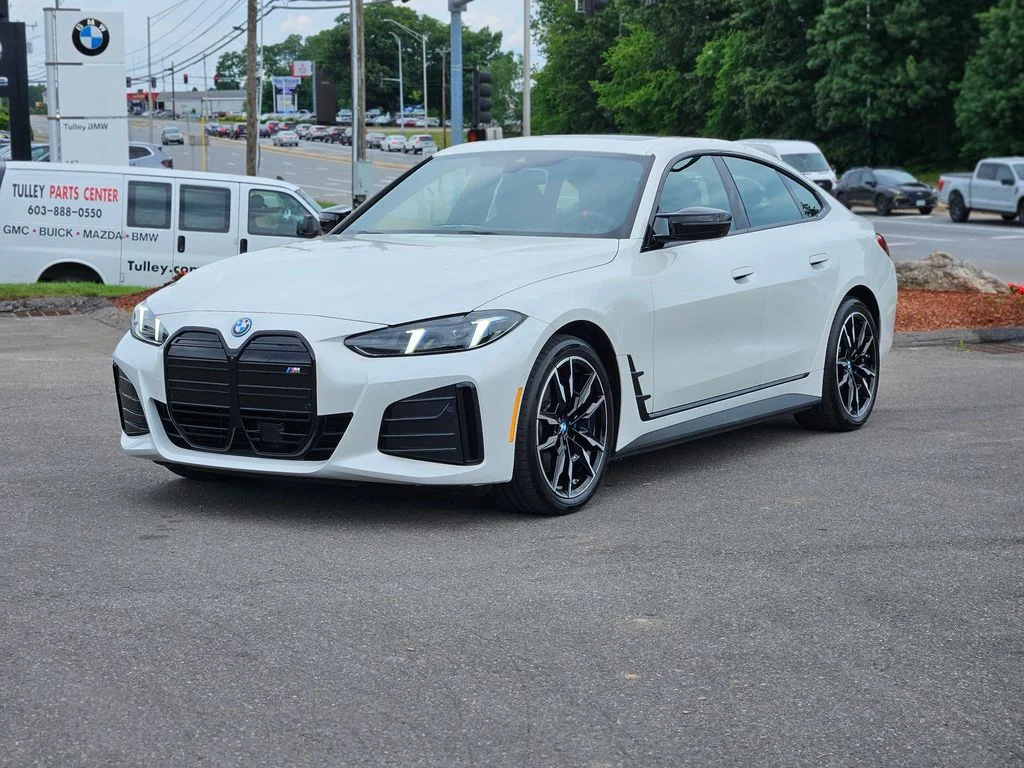 Used 2025 Mineral White Metallic BMW M50 image 3