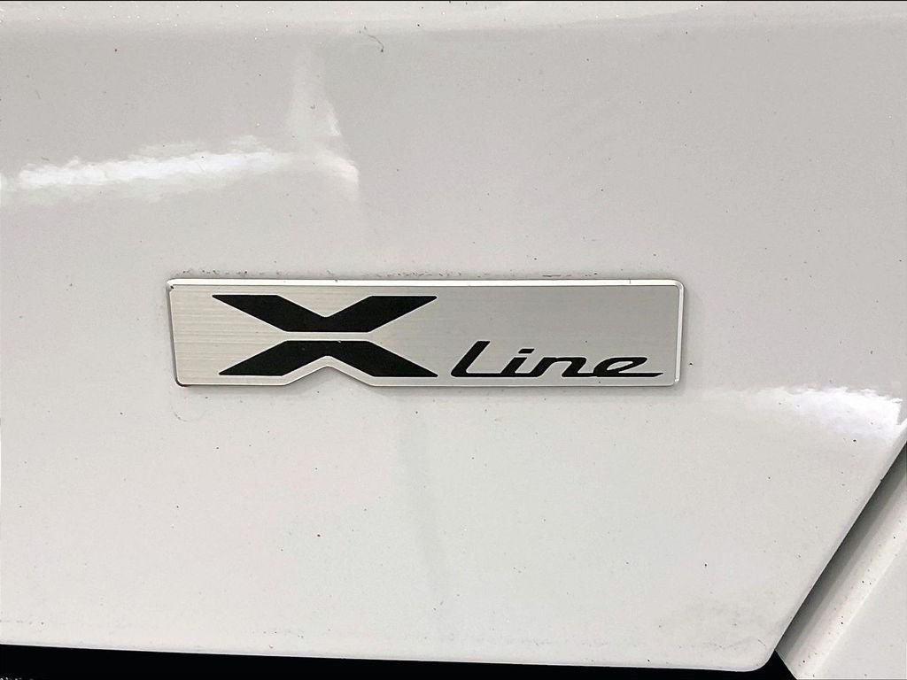Used 2023 Glacial White Pearl Kia X-Line EX image 30