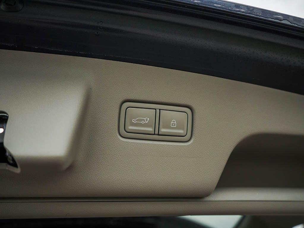 New 2026 Pacific Sapphire Hyundai SEL Premium 7P AWD image 35