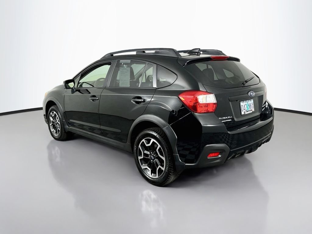 Used 2016 Crystal Black Silica Subaru 2.0i Limited image 5