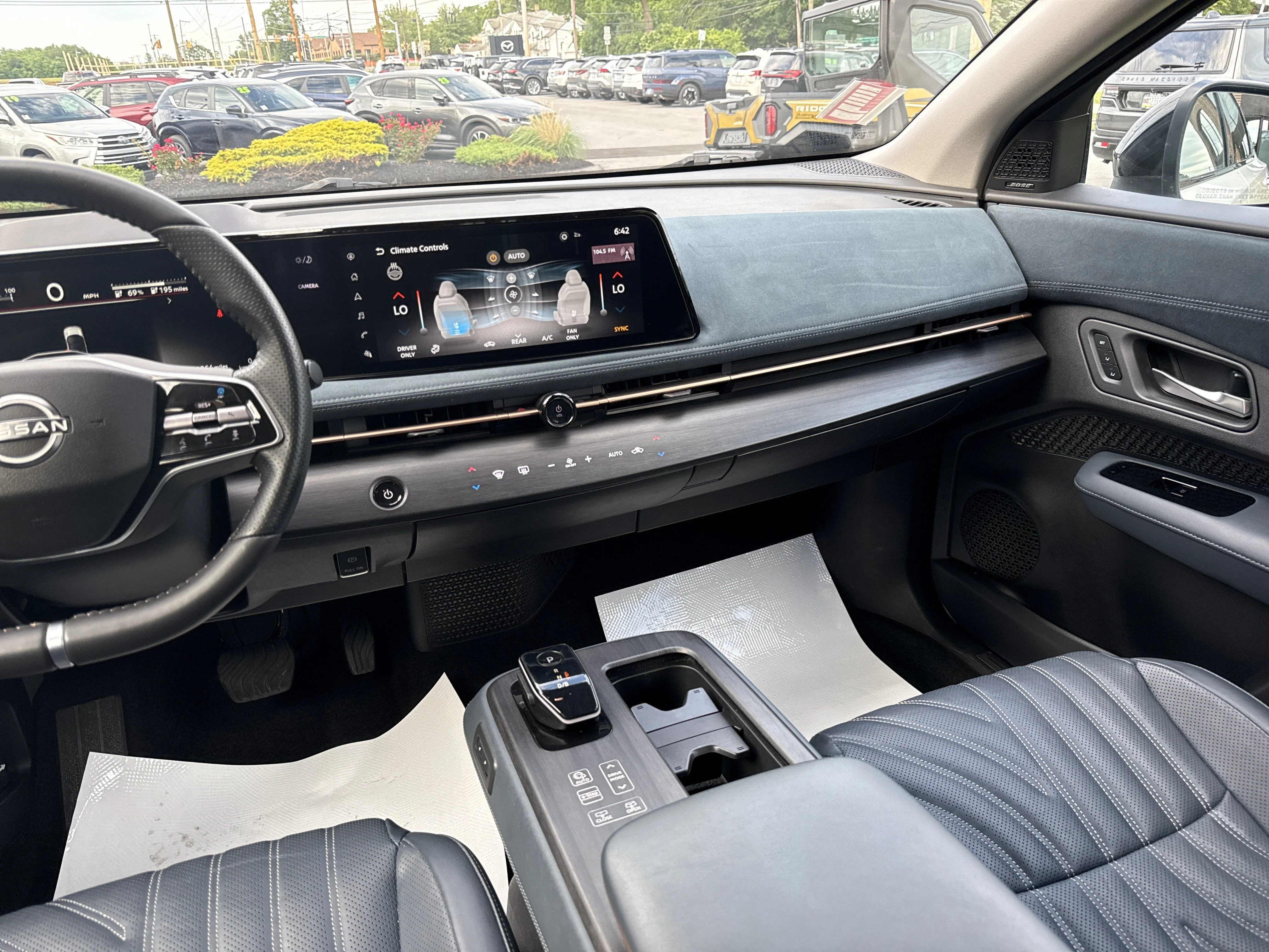 2023 Nissan Ariya Platinum+ - Photo 21