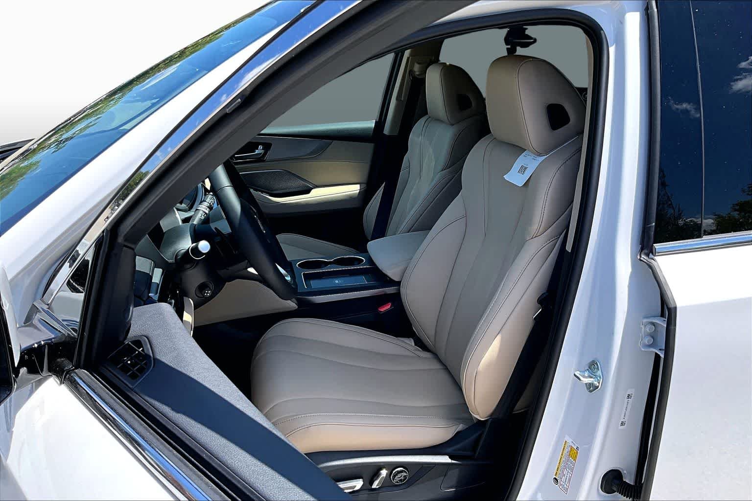 New 2026 Platinum White Pearl Acura  image 9