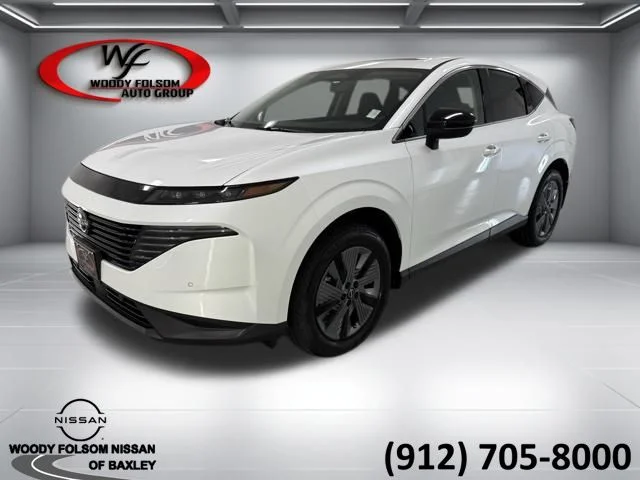 New 2025 Everest White TriCoat Nissan SL image 1