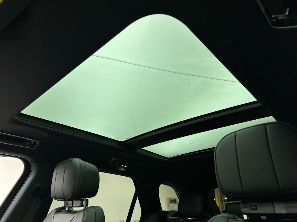 New 2027  Land Rover Dynamic SE image 11