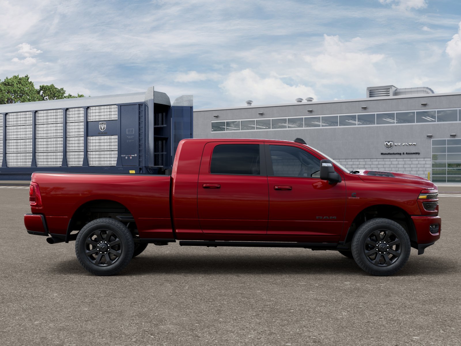 New 2026 Molten Red Pearl-Coat Exterior Paint RAM Laramie image 12