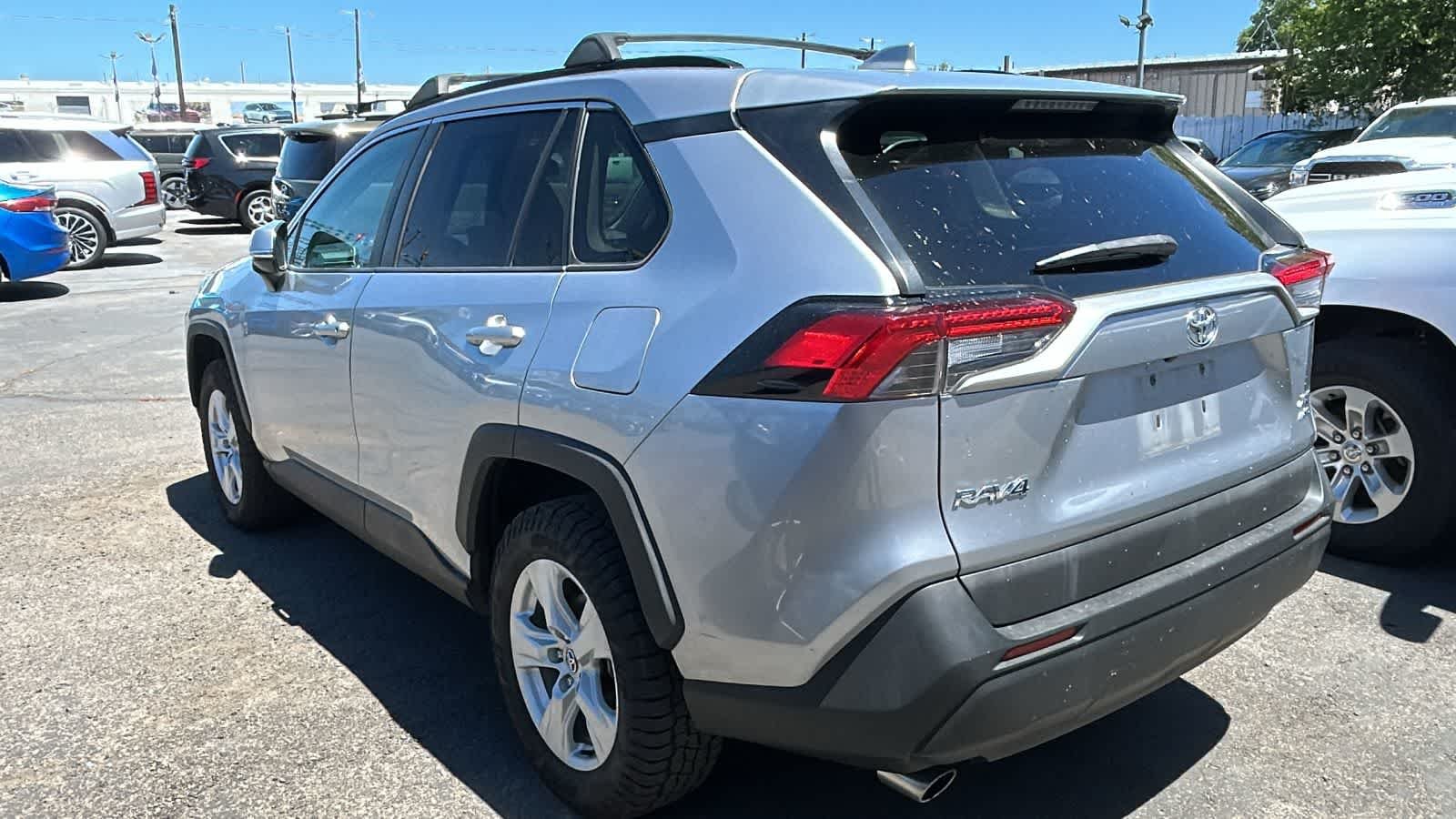 Used 2021 Silver Sky Metallic Toyota XLE image 7