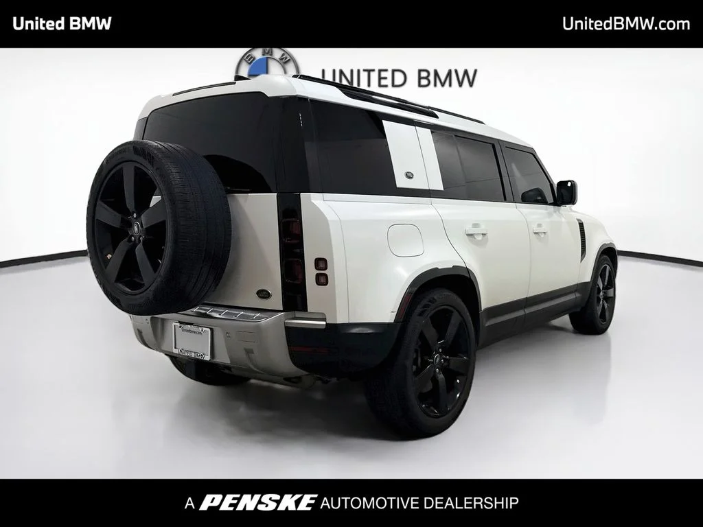 Used 2020 Fuji White Land Rover HSE image 5