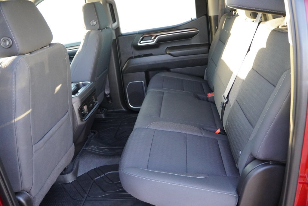 2022 Chevrolet Silverado 1500 LT - Photo 18