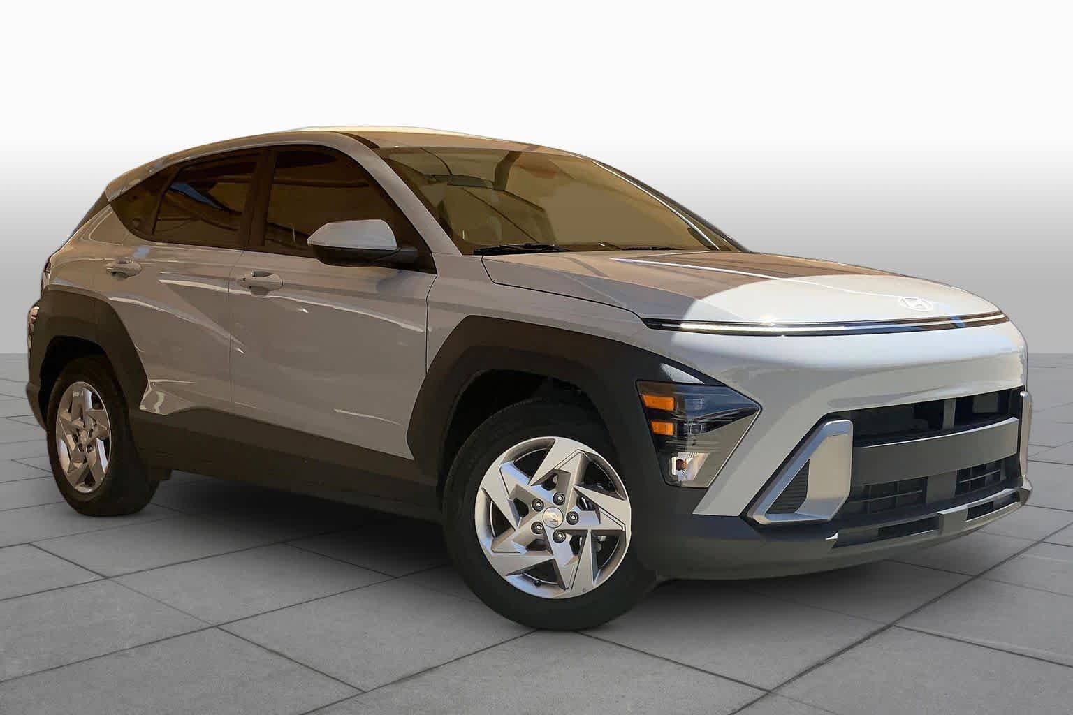 2025 Hyundai Kona SE - Photo 3