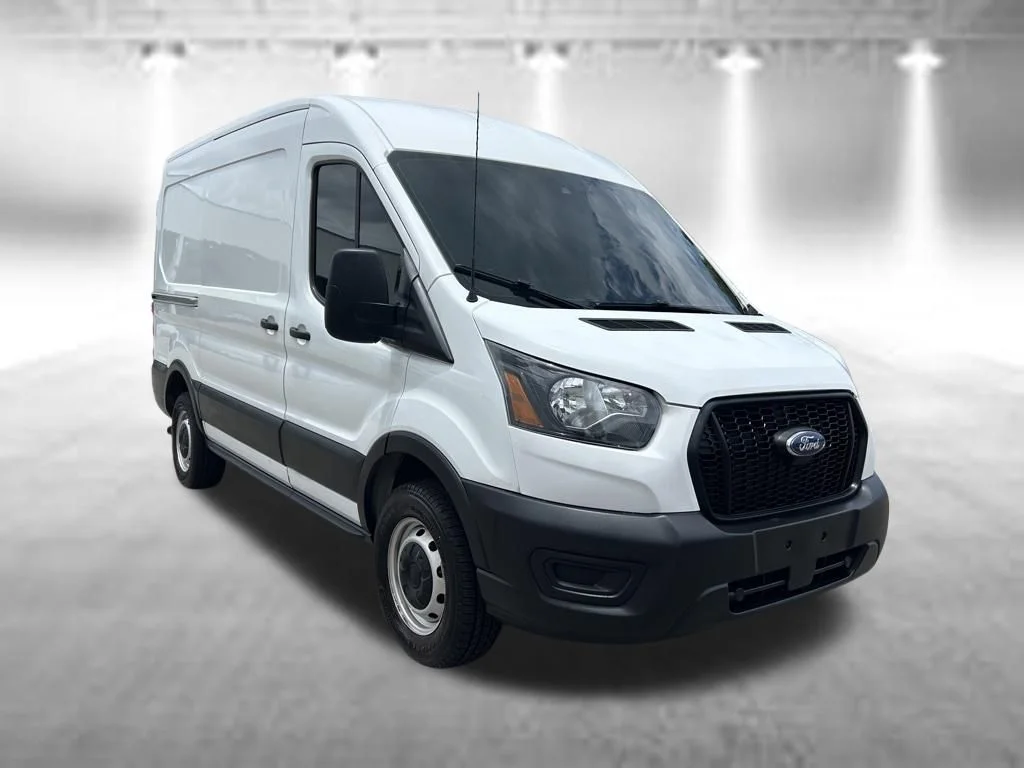 Certified Used 2021 Oxford White Ford Base image 2