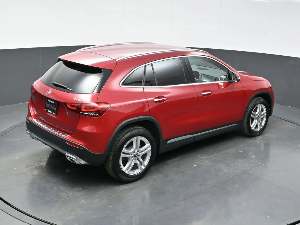 Used 2022  Mercedes-Benz GLA 250 image 23