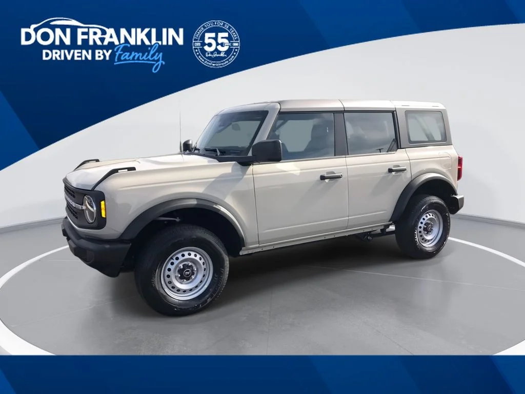 2026 Ford Bronco Base 4x4's photo
