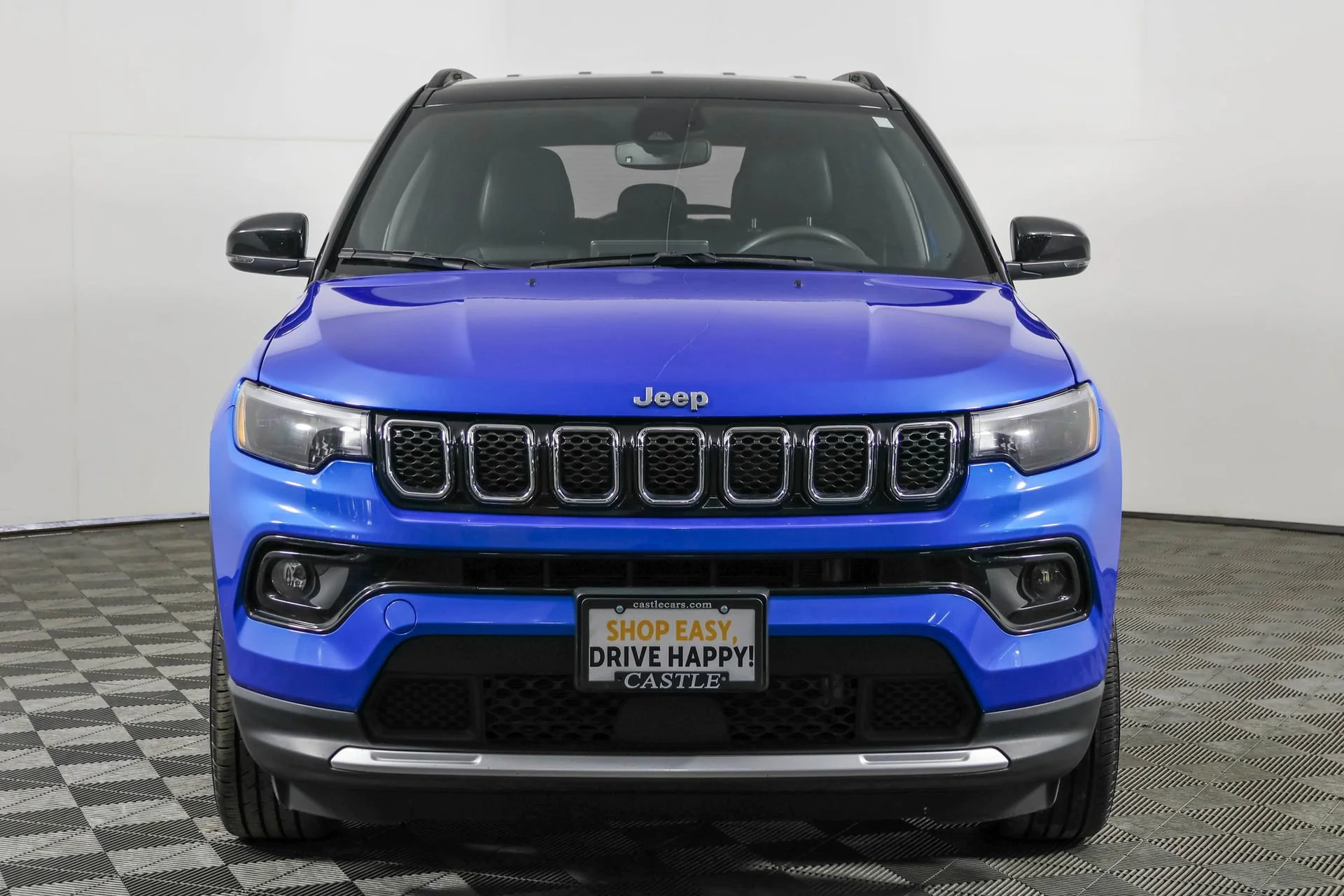 Used 2023 Blue Jeep Limited image 10