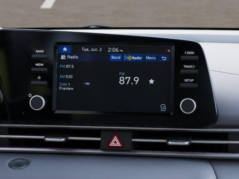 Used 2025 Red Hyundai SEL Sport image 13