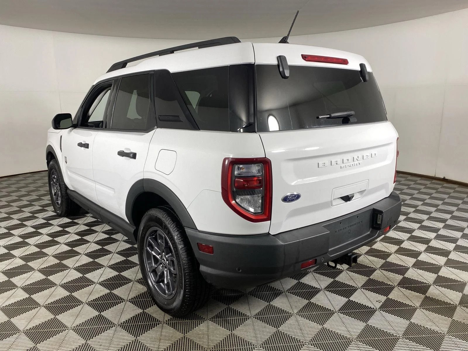 Used 2022 Oxford White Ford Big Bend image 8