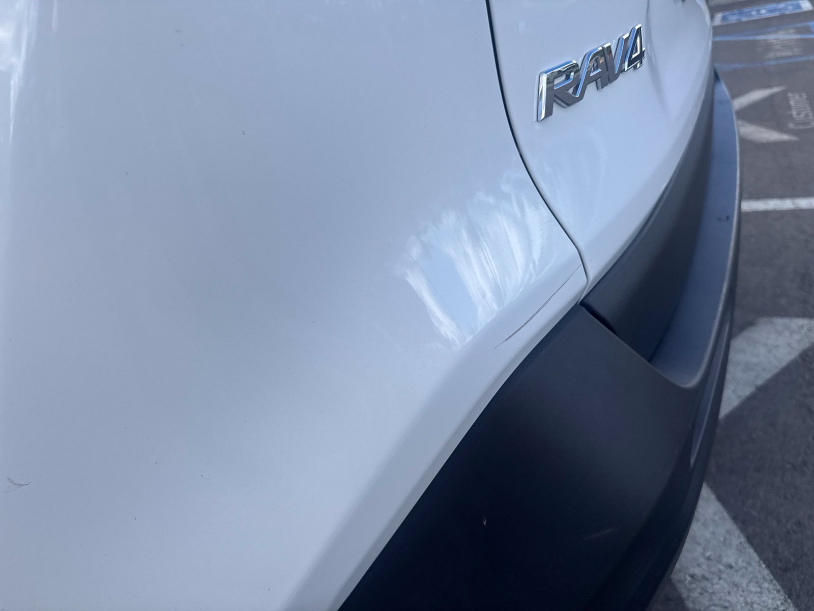 Used 2024 White Toyota XLE image 9