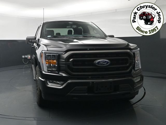 Used 2022 Black Ford XLT image 4