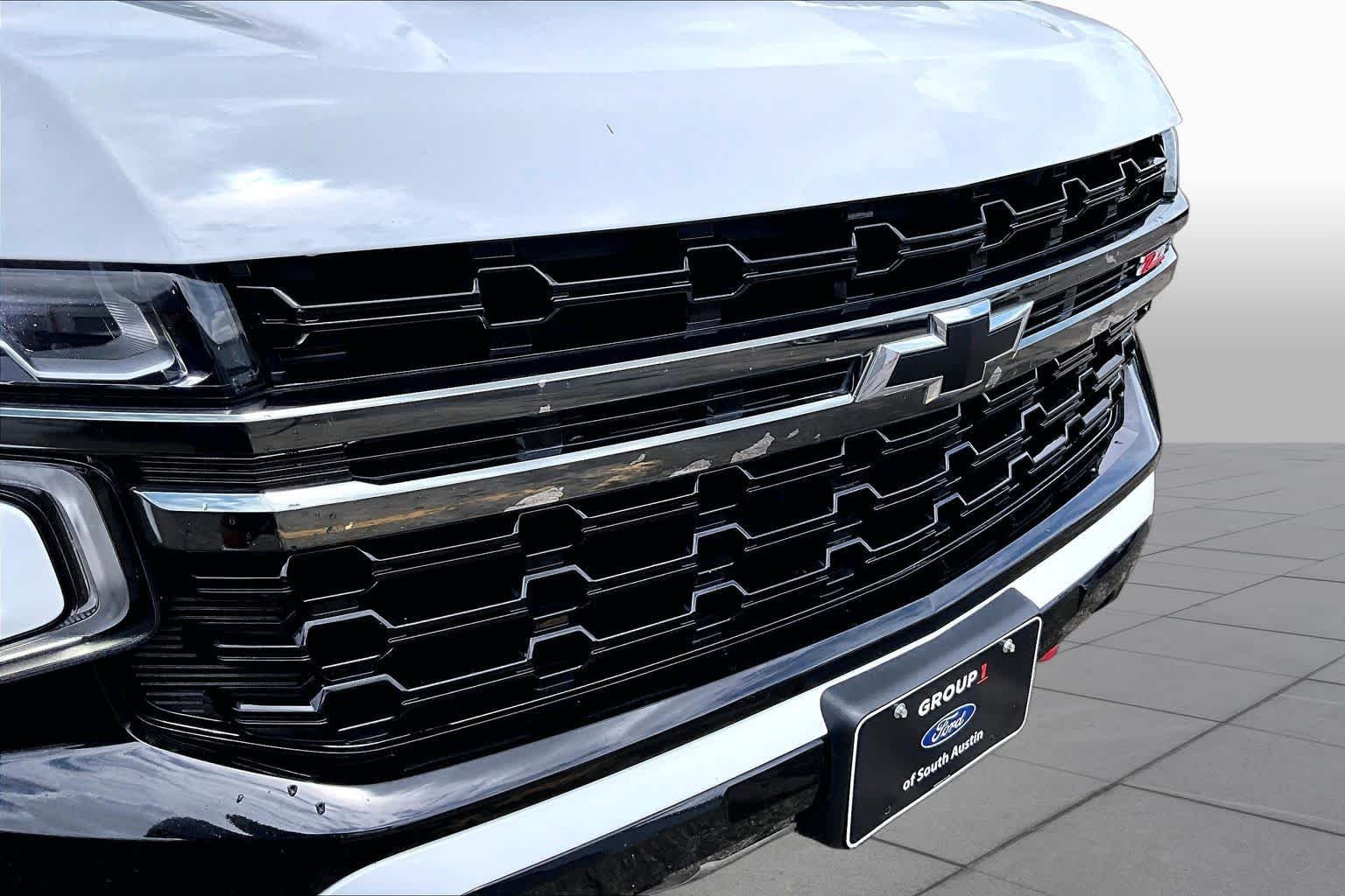 Used 2022 Summit White Chevrolet Z71 image 30