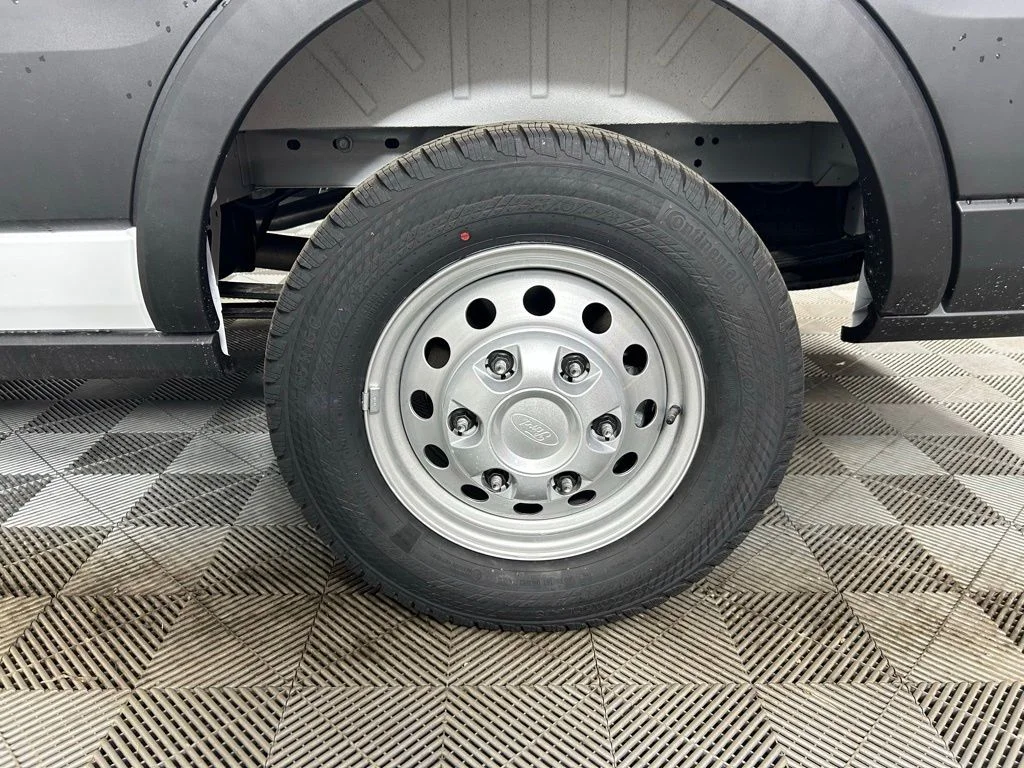 New 2026 Oxford White Ford Cargo Van image 18