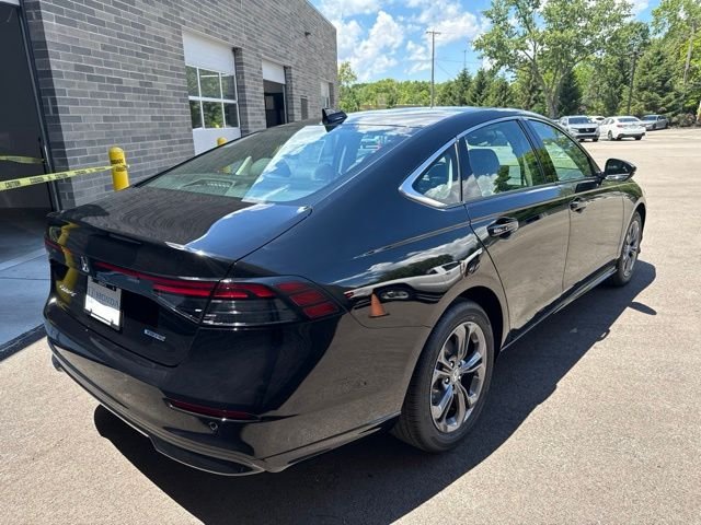 New 2026 Crystal Black Pearl Honda EX-L image 5