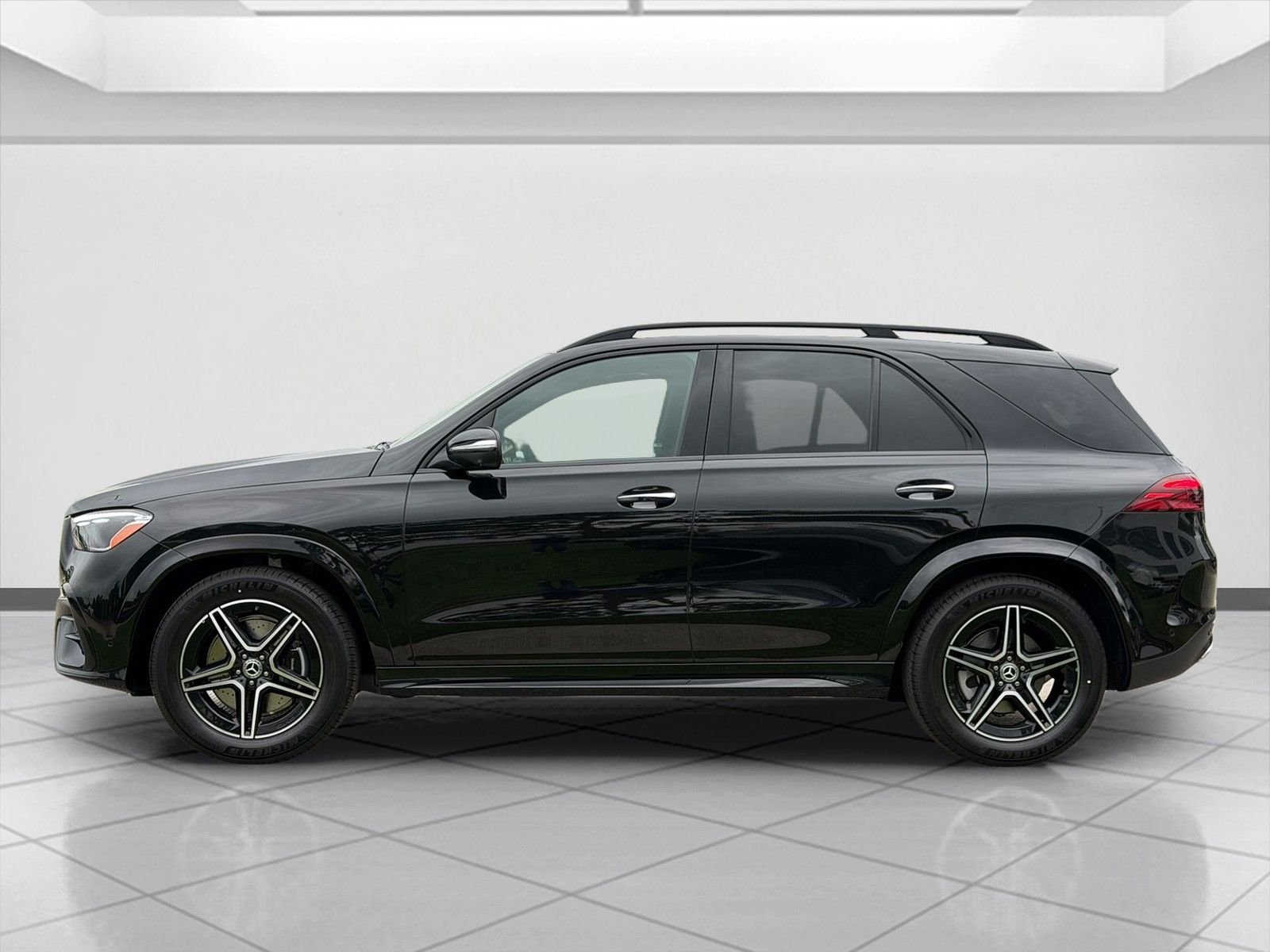 New 2026 Obsidian Black Metallic Mercedes-Benz GLE 350 image 5