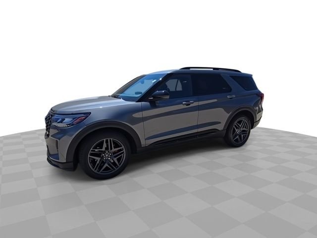 Used 2025 Gray Ford ST image 4