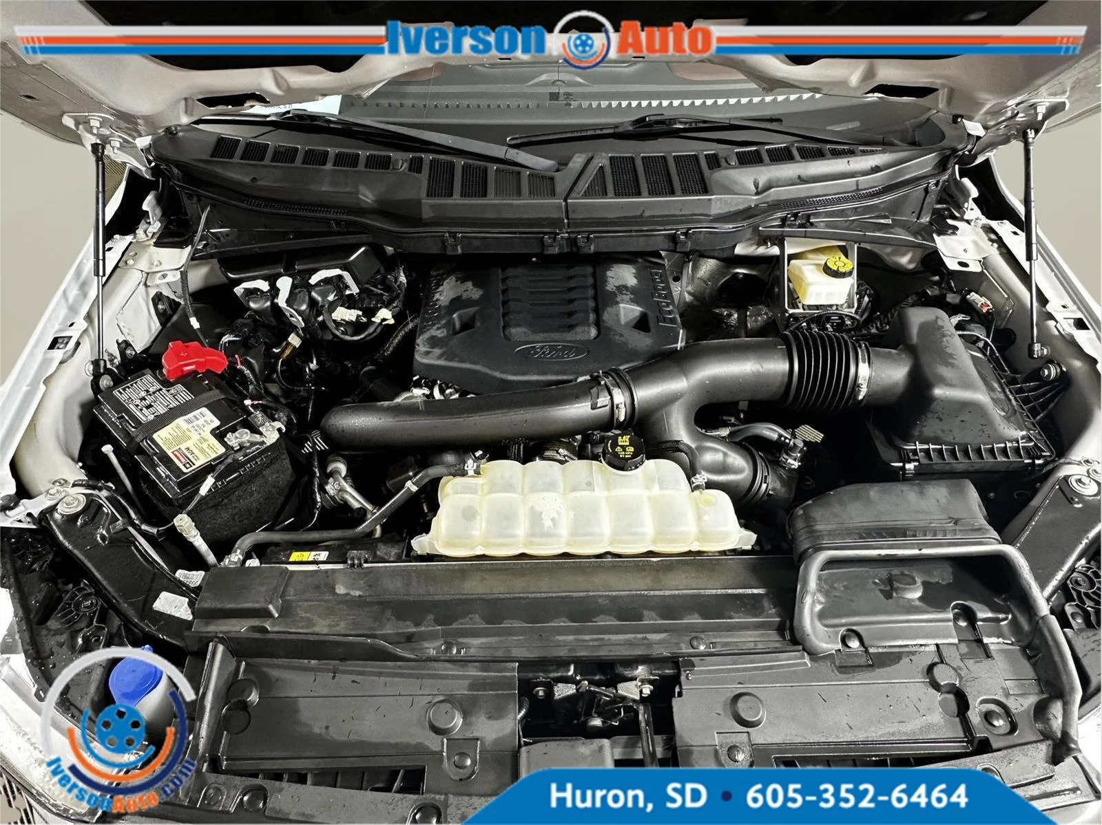 Used 2022 Space White Ford LARIAT image 3