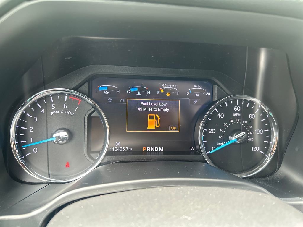 Used 2019  Ford Limited image 27