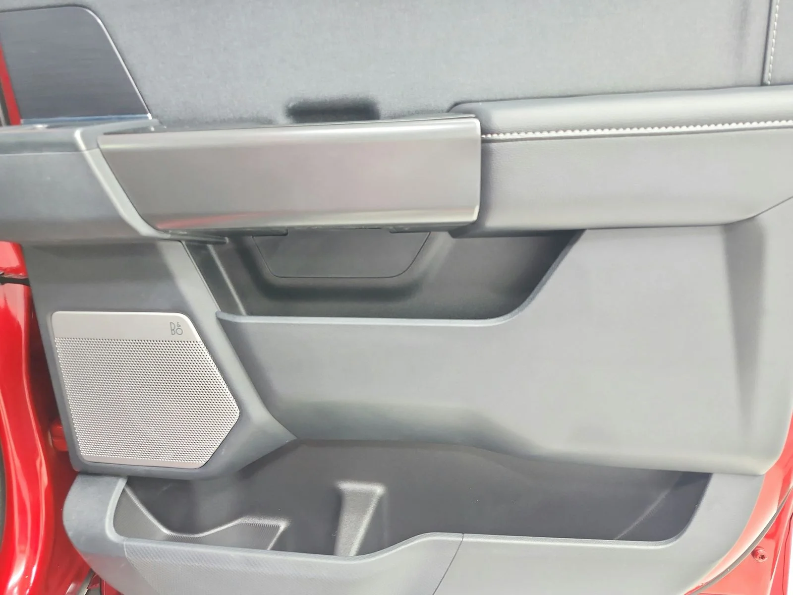Used 2025 Red Ford Lariat image 51