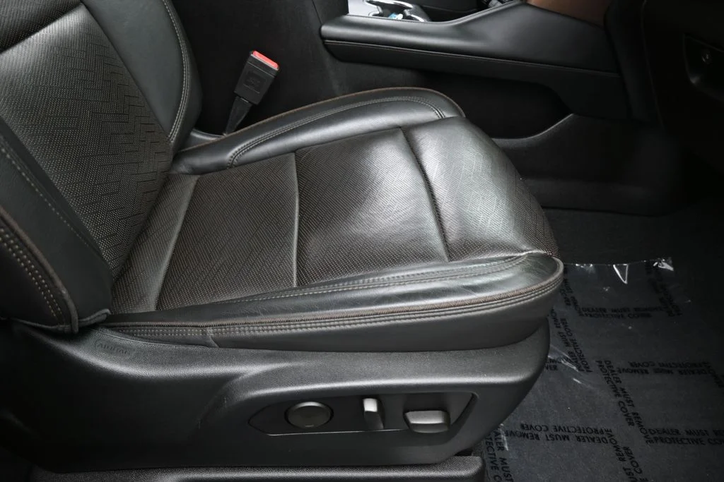 Used 2021 Black Chevrolet High Country image 55