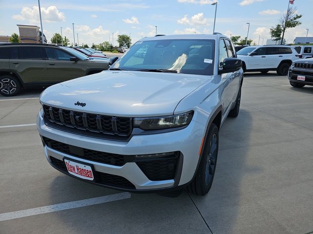 2026 Jeep Grand Cherokee 85th Anniversary Edition