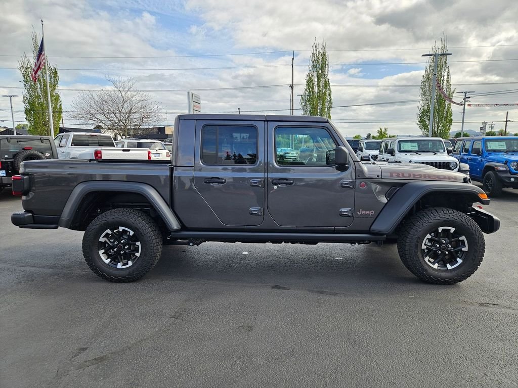 New 2026 Granite Crystal Metallic Clearcoat Jeep Rubicon image 7