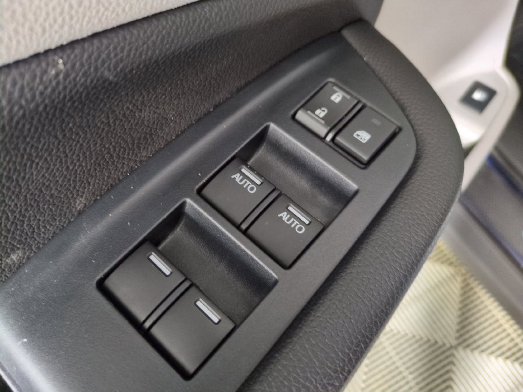 Used 2023 Obsidian Blue Pearl Honda RTL-E image 14