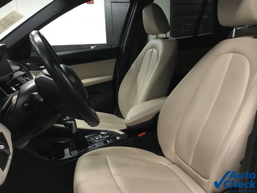 Used 2019 Gray BMW xDrive28i image 26