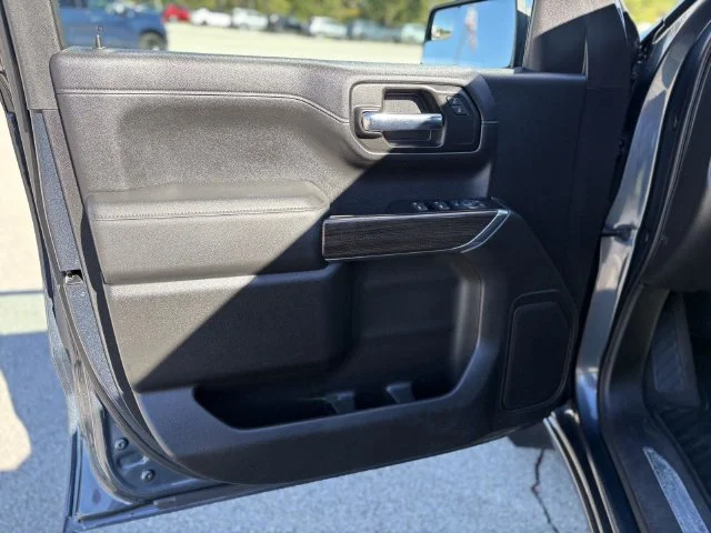 Used 2020 Gray Chevrolet LT image 24