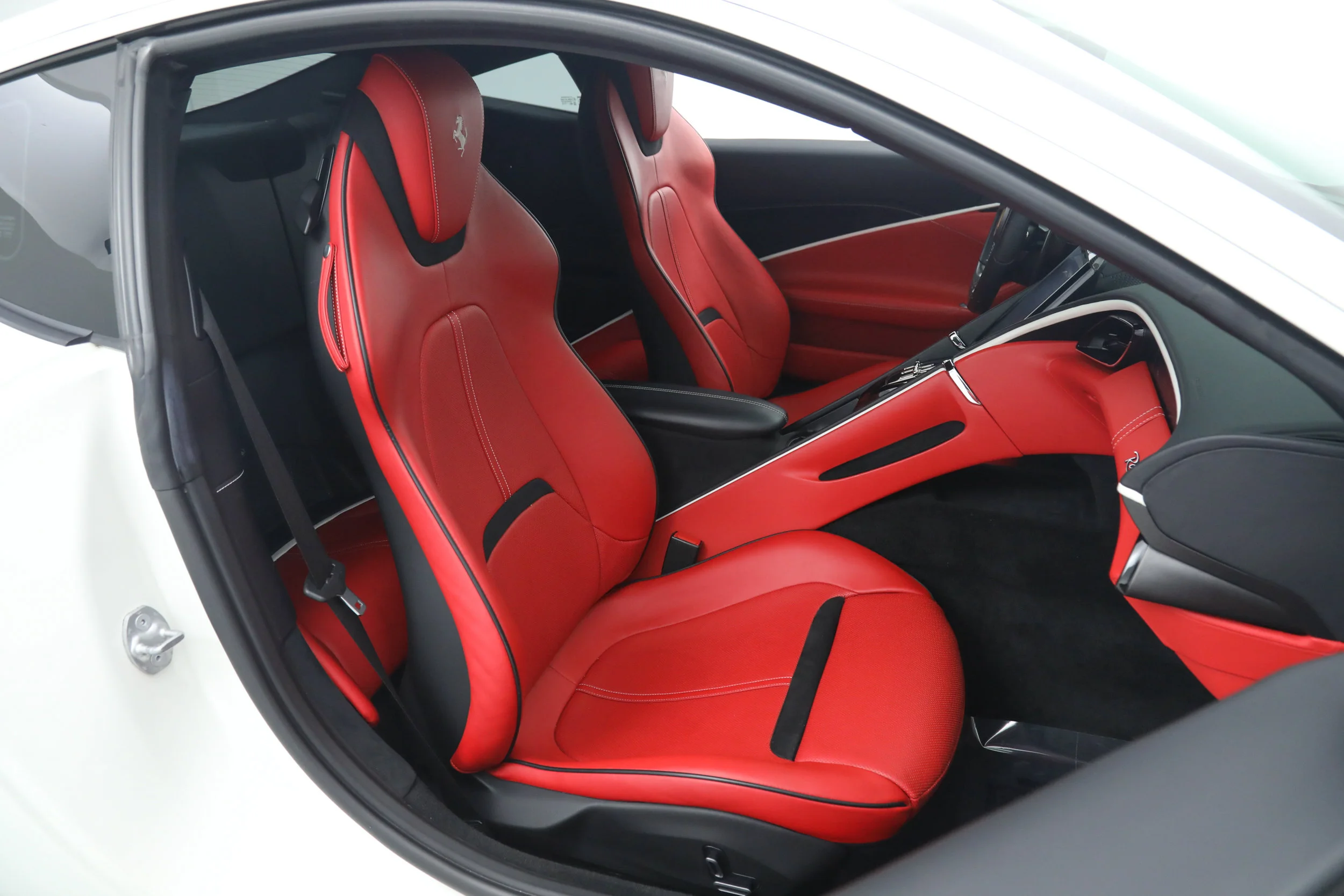 Certified Used 2021 White Ferrari  image 22