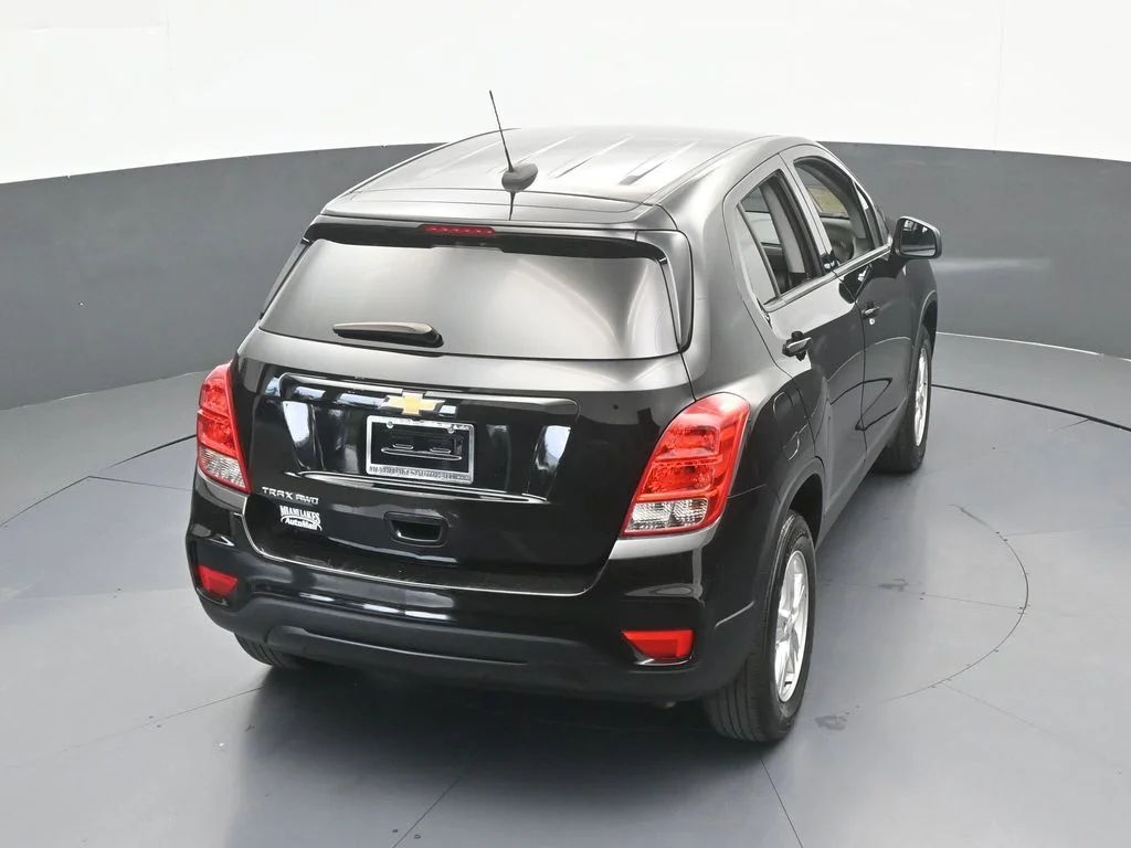Used 2022 Mosaic Black Metallic Chevrolet LS image 42