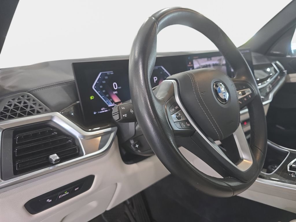 Certified Used 2024 Alpine White BMW sDrive40i image 18