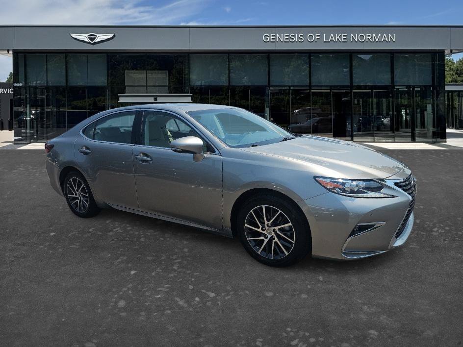 Used 2017 Atomic Silver Lexus ES 350 image 3