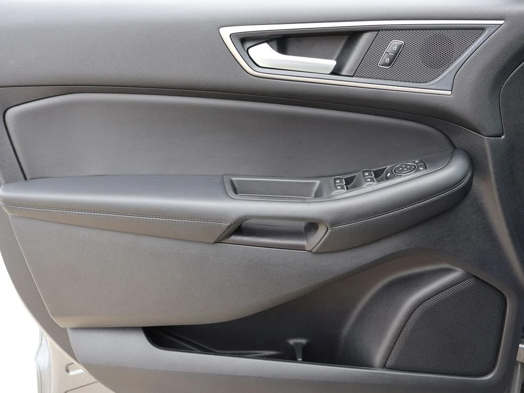 Used 2021 Gray Metallic Ford SEL image 22