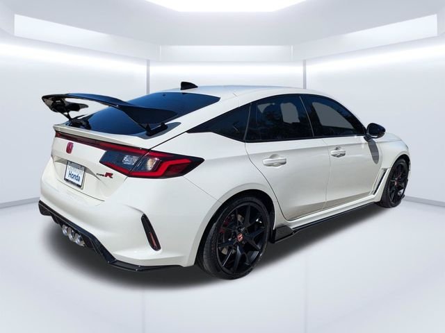 Used 2025 White Honda  image 4