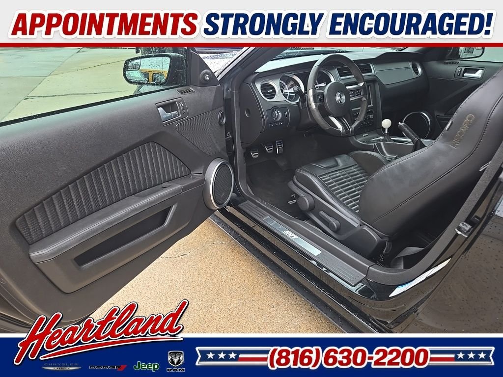 Used 2013 Black Ford Shelby GT500 image 34