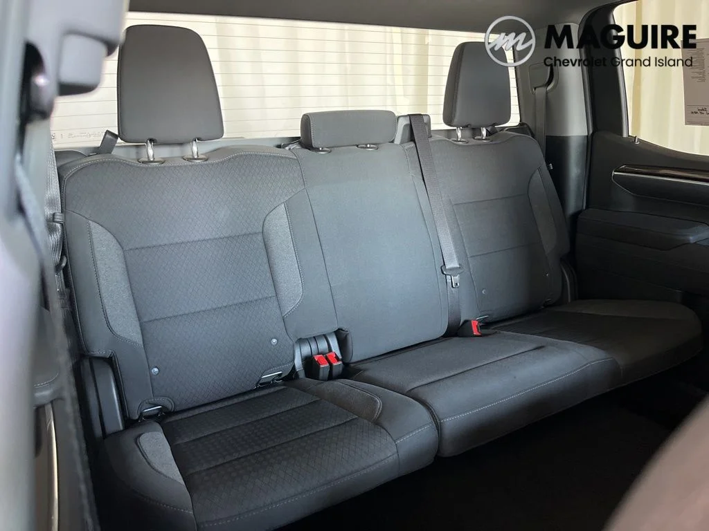 Used 2025 Gray Chevrolet LT image 29