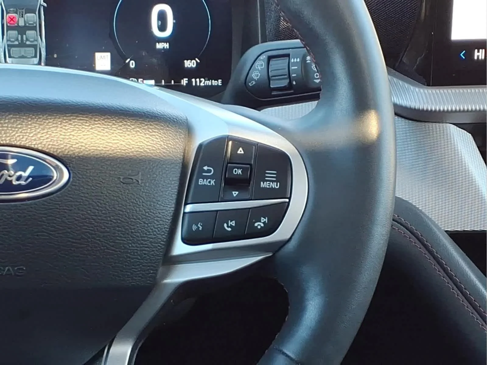 Used 2025 Vapor Blue Ford Active image 23