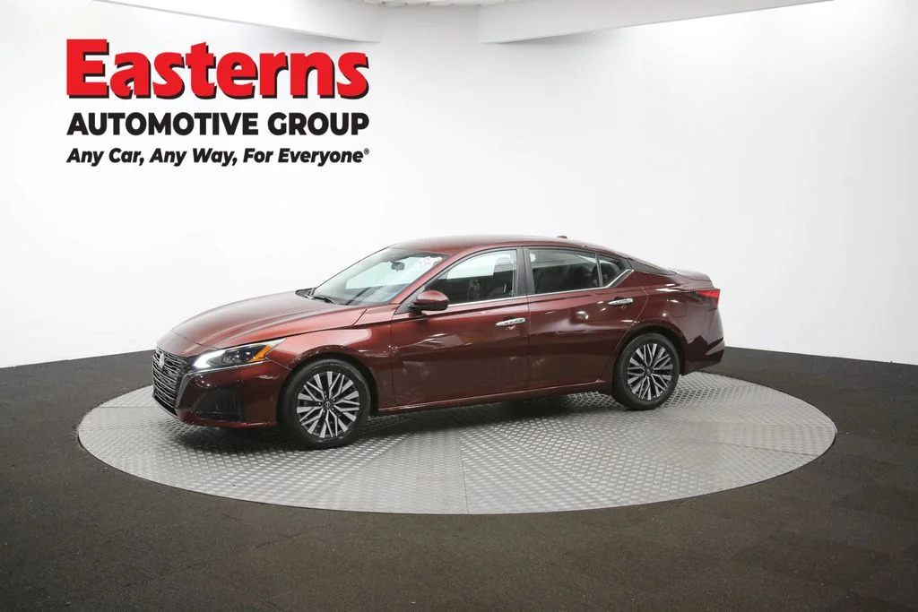 Used 2023 Red Nissan 2.5 SV image 57
