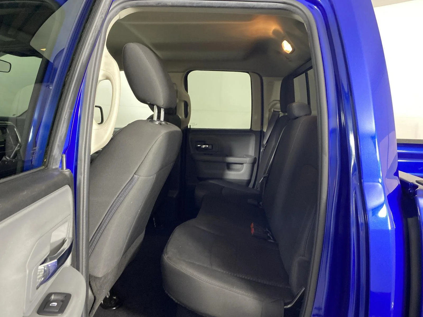 Used 2019 Blue Streak Pearlcoat Ram Warlock image 8