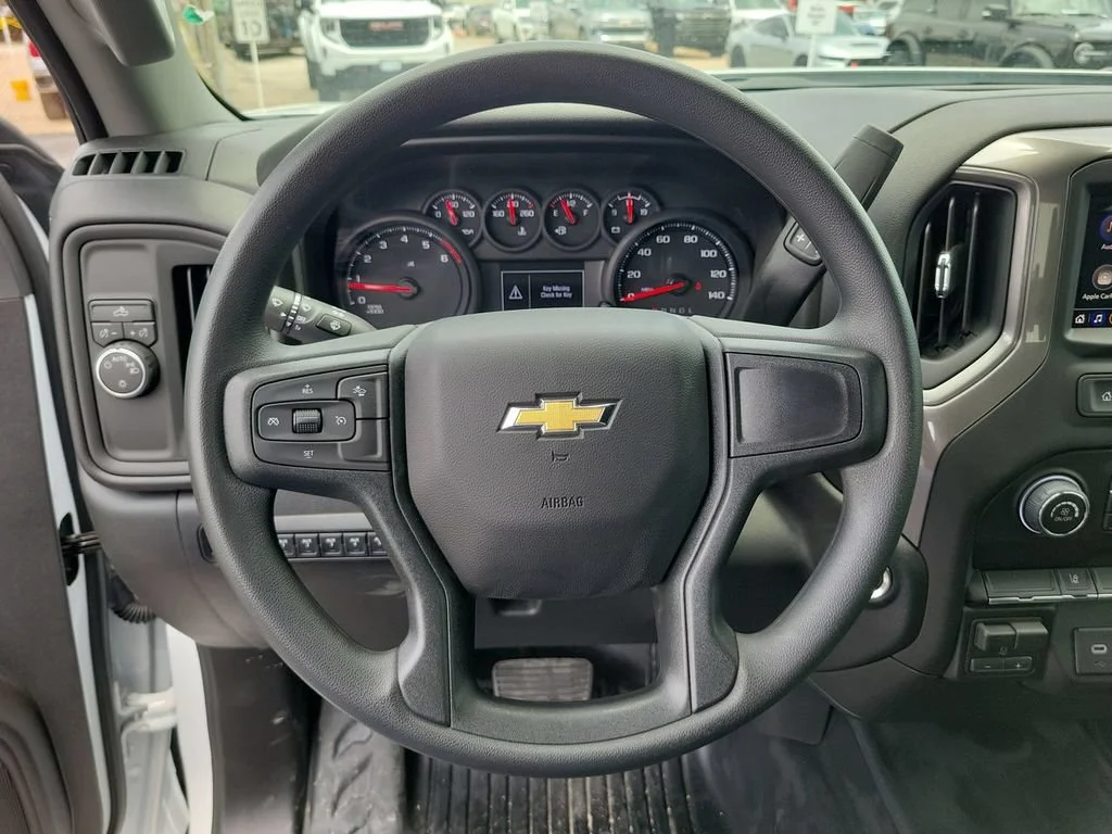 New 2026 Summit White Chevrolet WT image 23