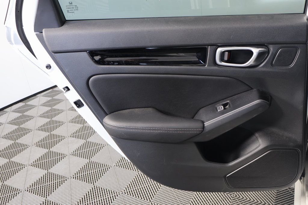 2023 Honda Civic Touring - Photo 11